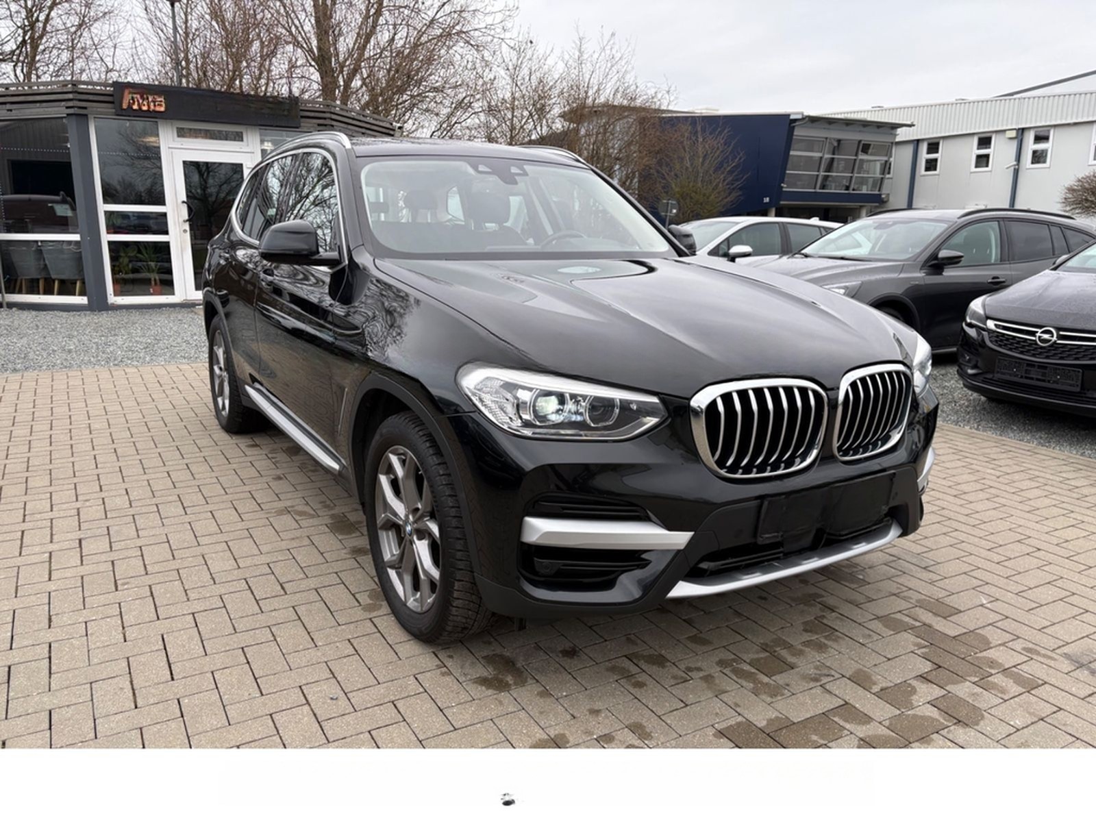 BMW X3 xDrive 30i xLine LED NAVI PDC SHZ TÜV 1HAND foto 3
