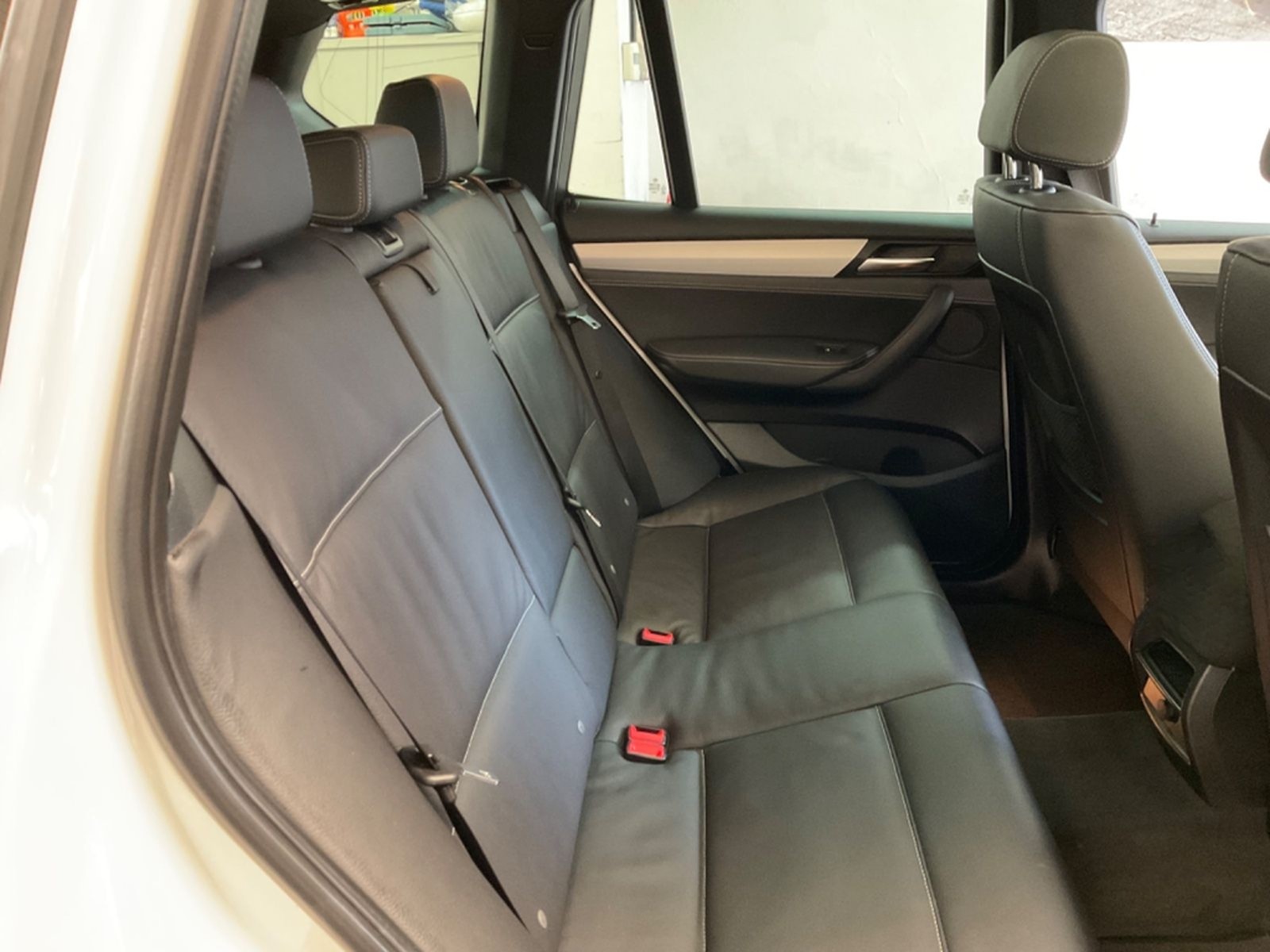 BMW X3 xDrive 3,5 d Aut,M-Sport, AHK,Headup,Tüv3-27 foto 24