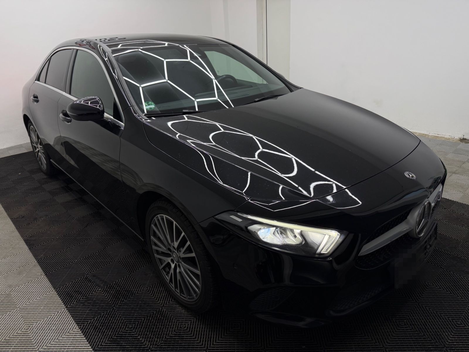 Mercedes-Benz A 180d Limousine Progressive*LED*SHZ*PDC*Navi* foto 8