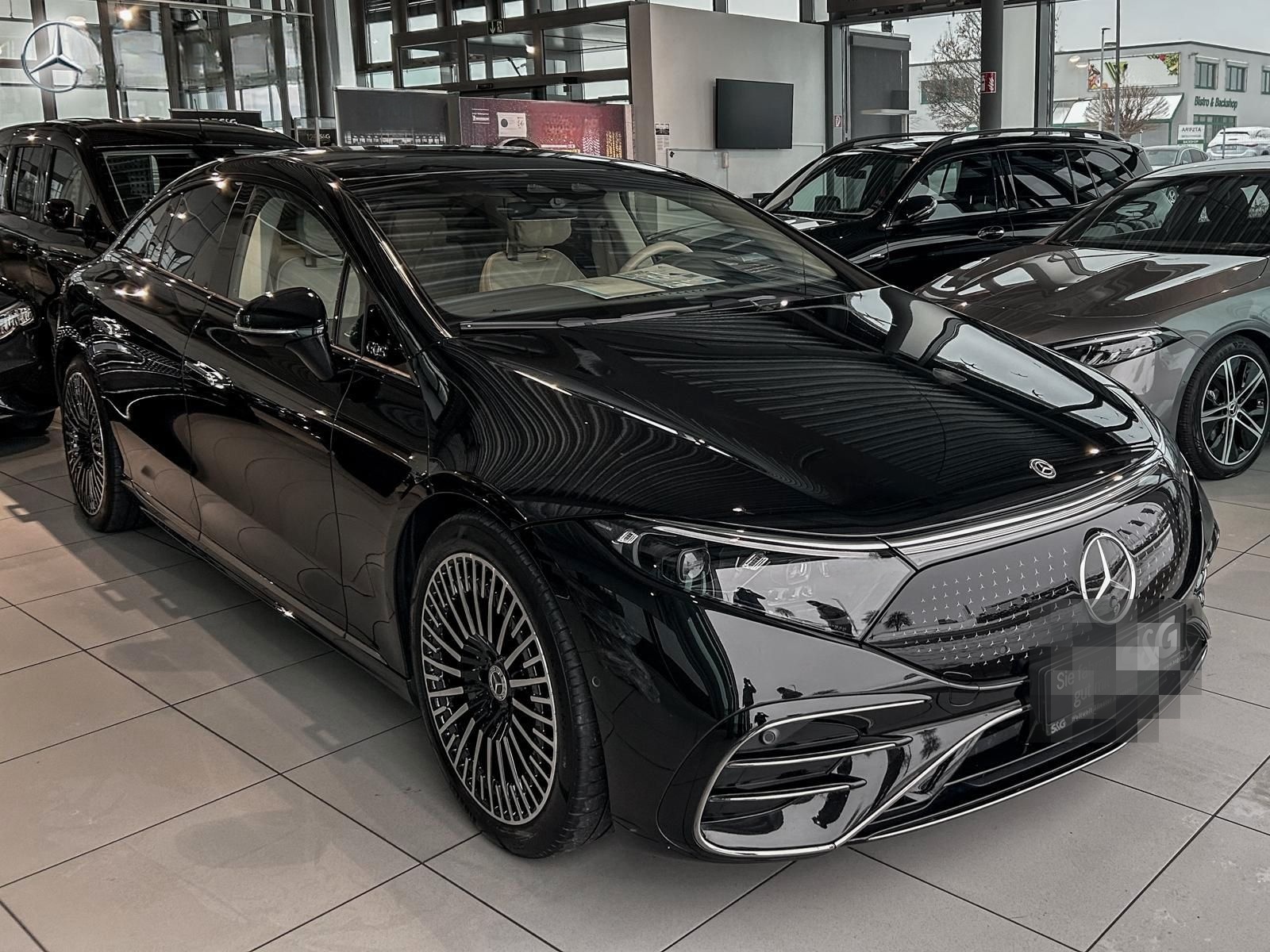 Mercedes-Benz EQS 580 4M AMG Night+360°+Sitzh.+Pano+MBUX+21 foto 2