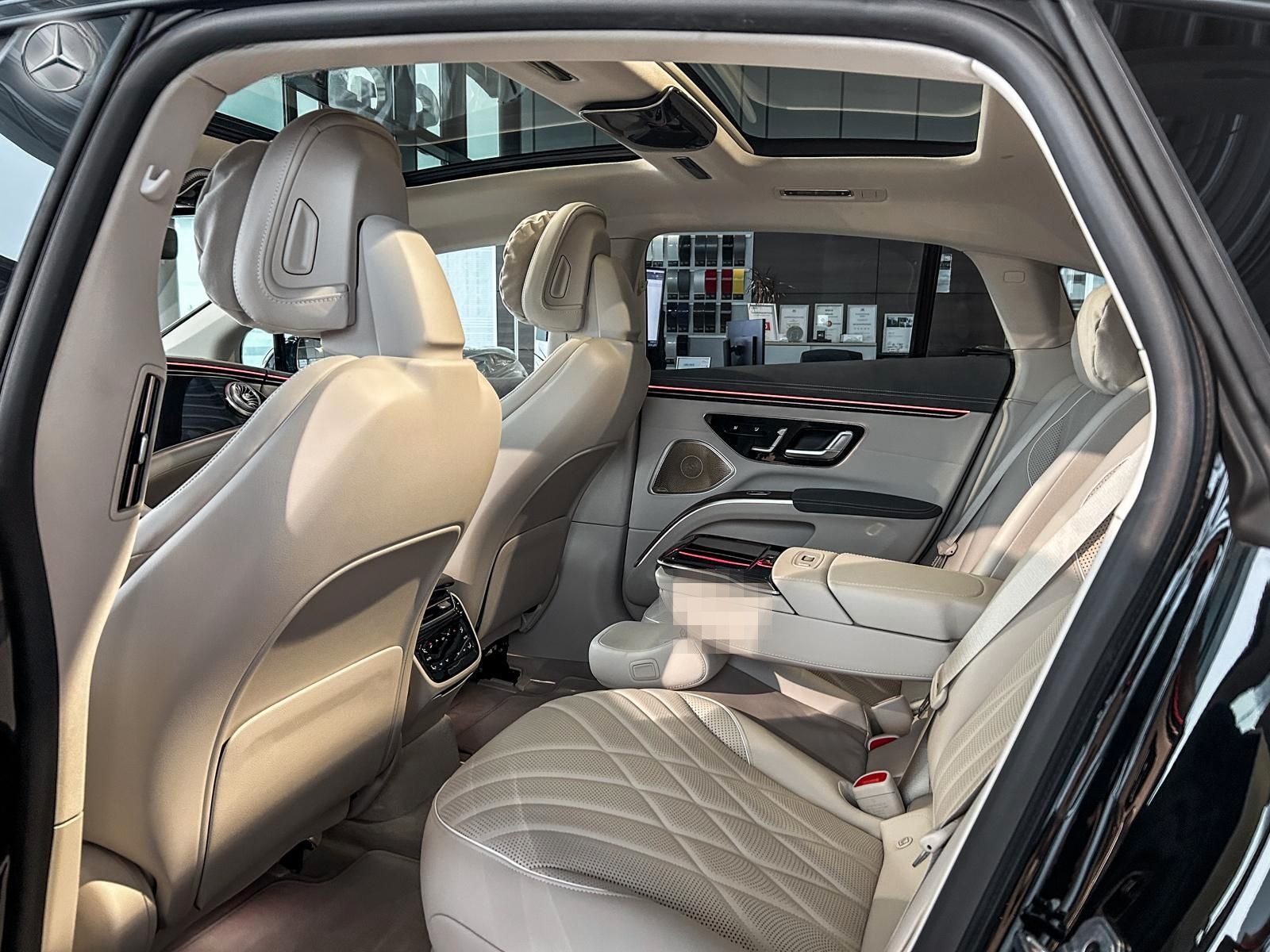 Mercedes-Benz EQS 580 4M AMG Night+360°+Sitzh.+Pano+MBUX+21 foto 12