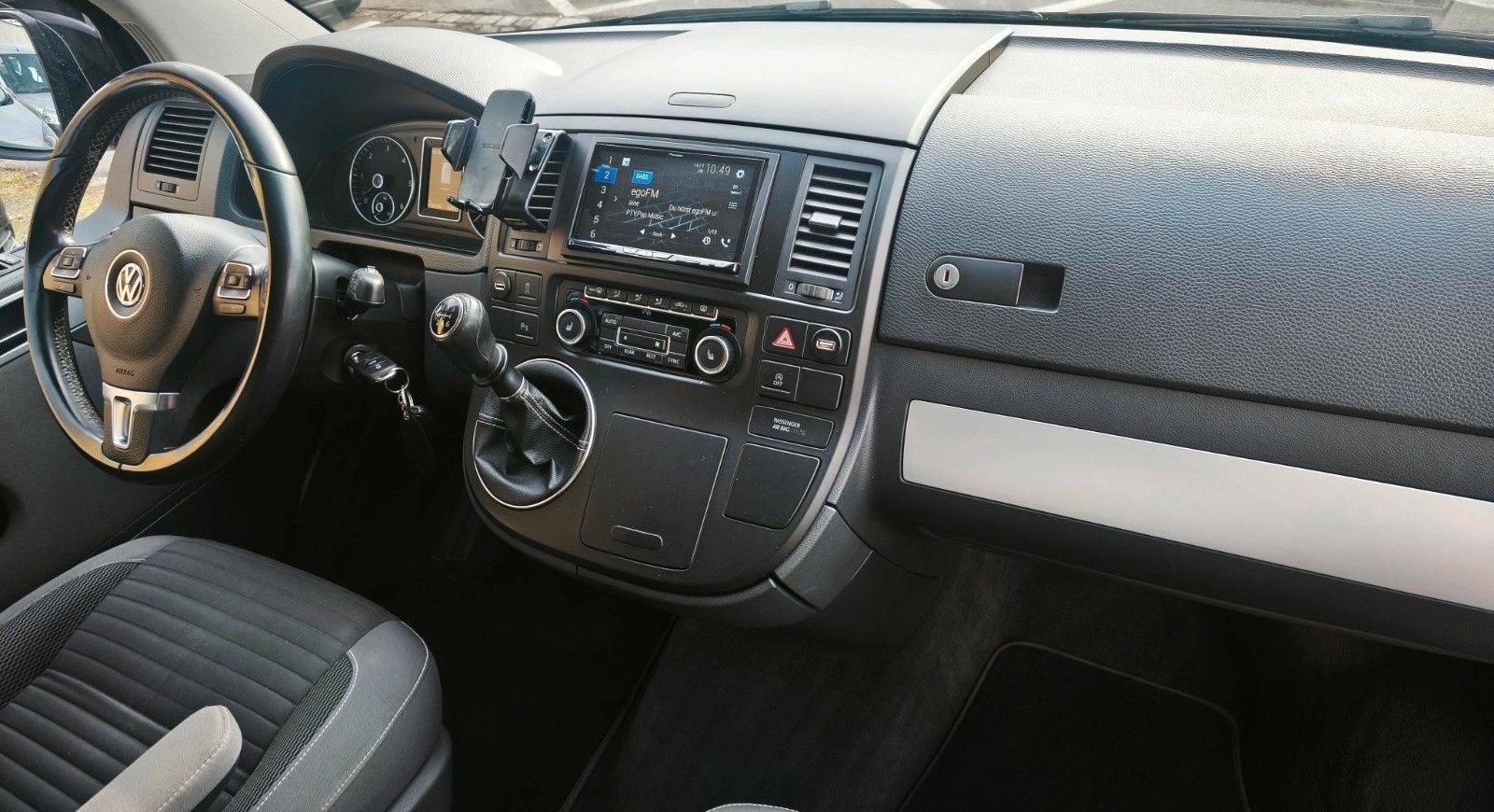 Volkswagen T5 Transporter Bus Multivan Cup Motor 110000km foto 8