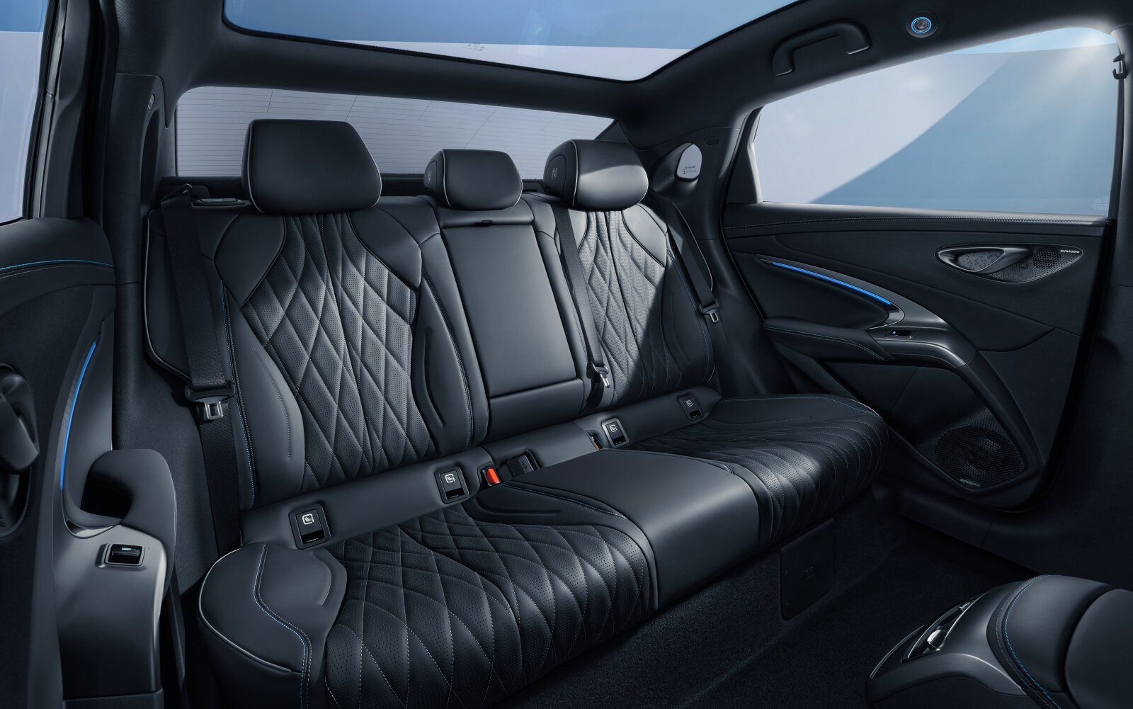 BYD Seal DESIGN 82kWh 360 ACC LEDER Sitzkli !MY2026! foto 8