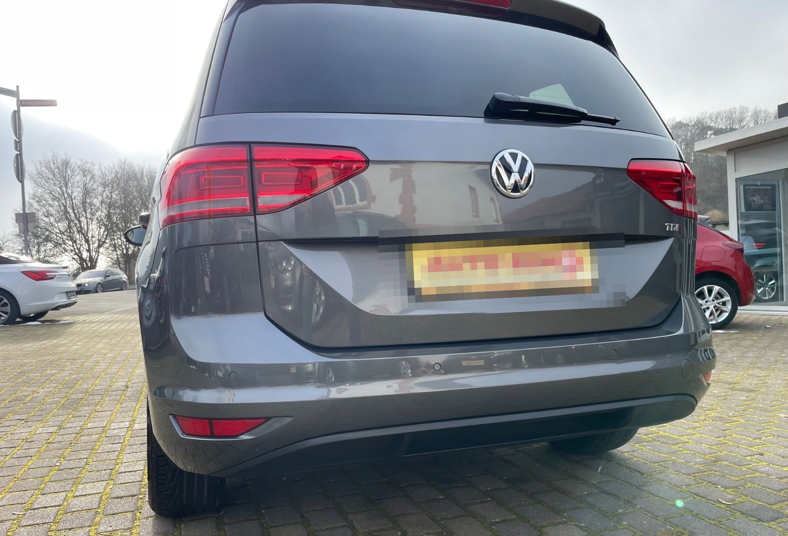 Volkswagen Touran 1,6TDI Navi,RCDMP3,SHZ,ACA,7Sitze,Euro6, foto 6