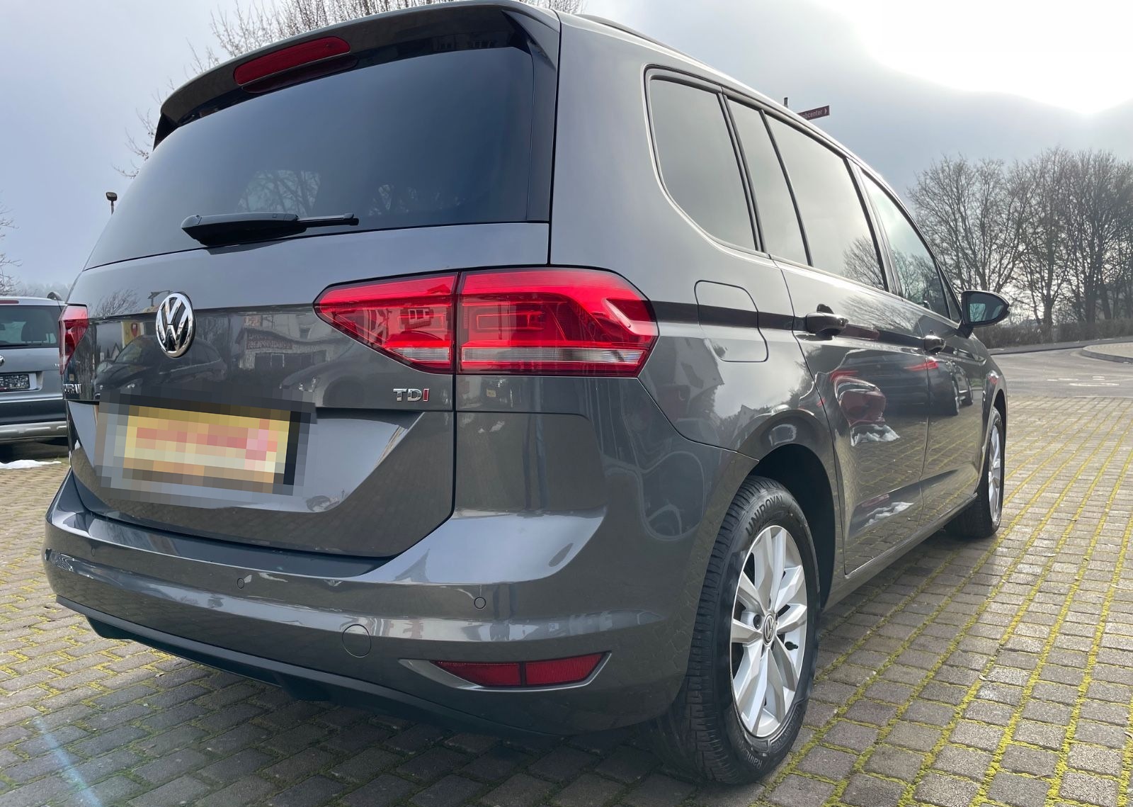 Volkswagen Touran 1,6TDI Navi,RCDMP3,SHZ,ACA,7Sitze,Euro6, foto 7
