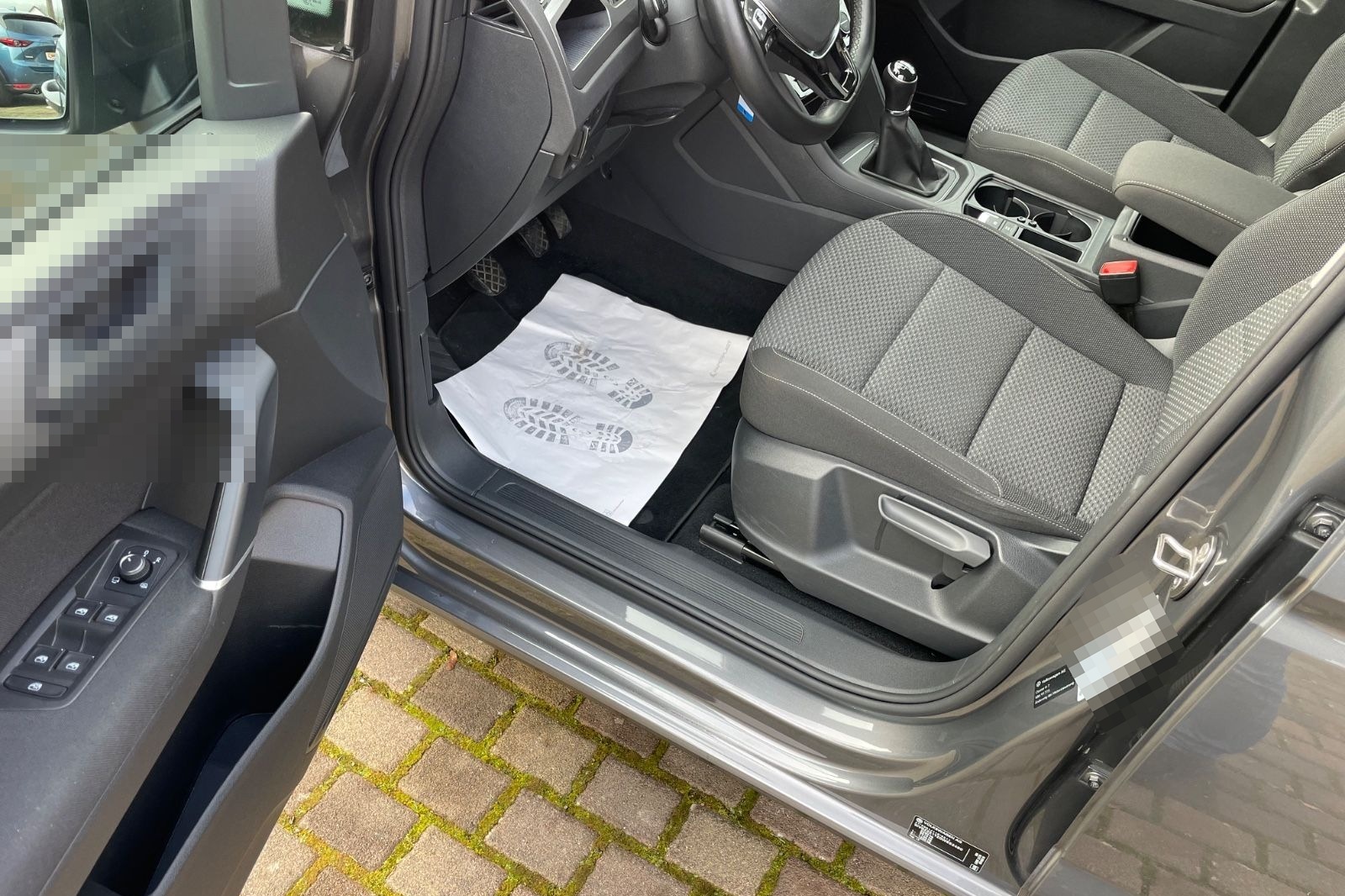 Volkswagen Touran 1,6TDI Navi,RCDMP3,SHZ,ACA,7Sitze,Euro6, foto 8