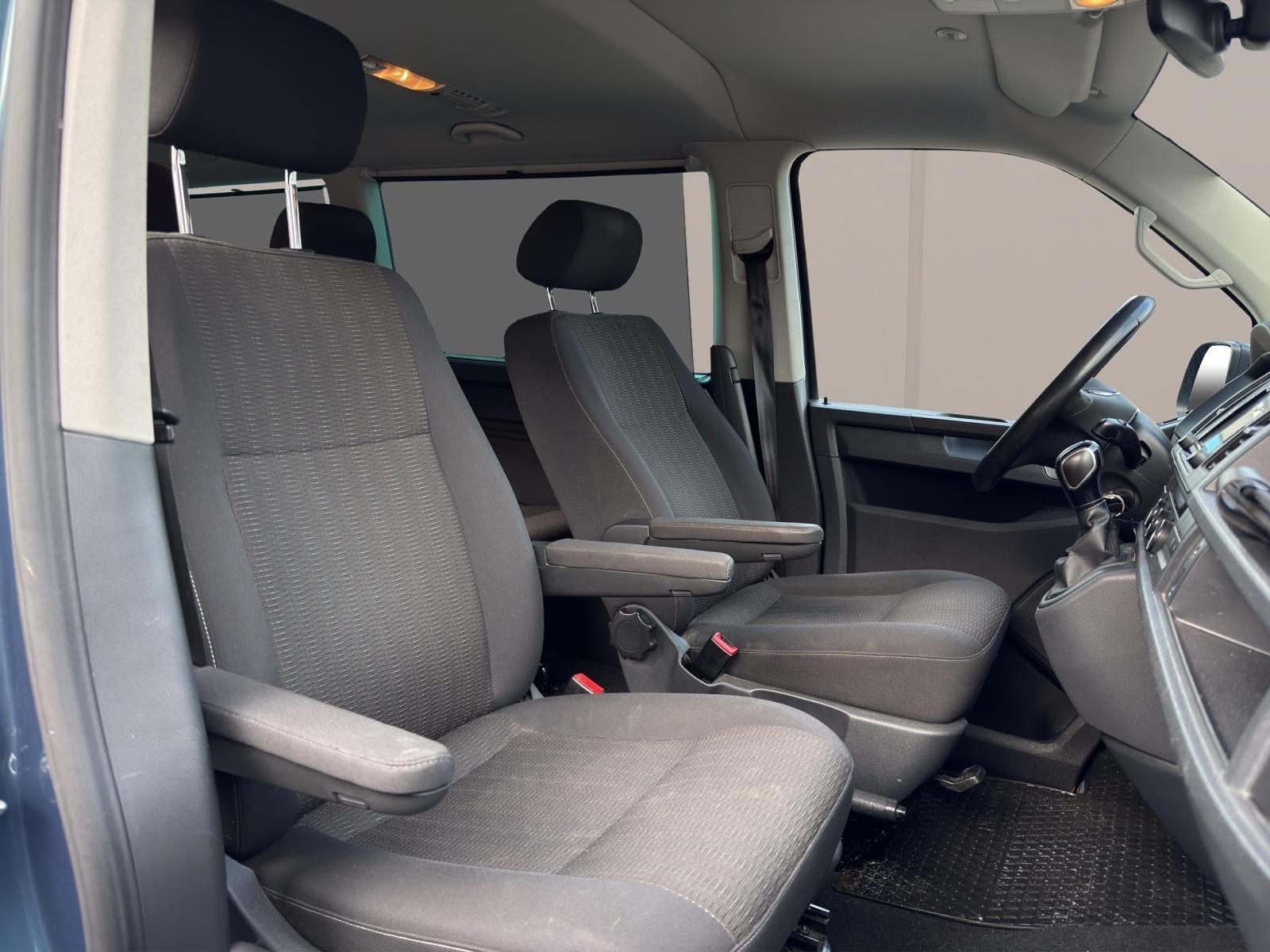 Volkswagen T6 Transporter Bus Caravelle Comfortline 4Motion foto 10
