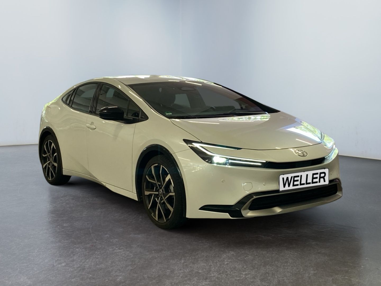 Toyota Prius 2.0 PHEV Executive LED ACC R-Kamera SHZ foto 3