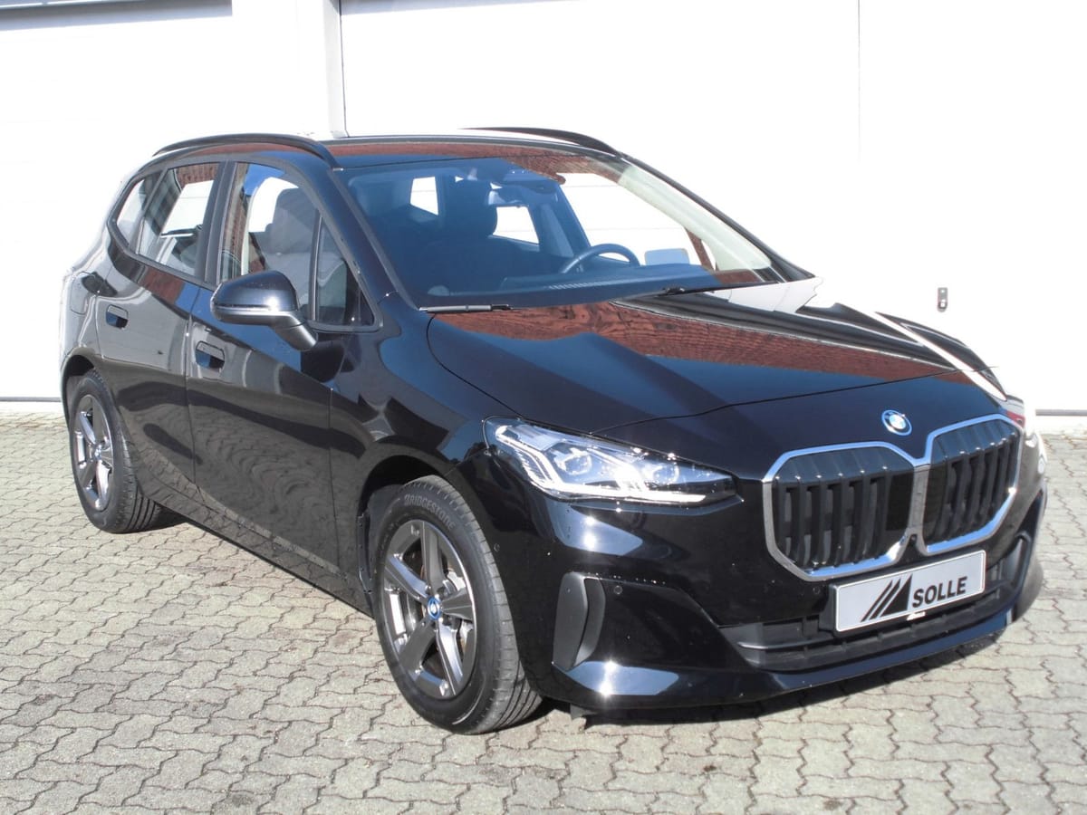 BMW 230e xDrive Active Tourer AHK Innovation DrivAs foto 2