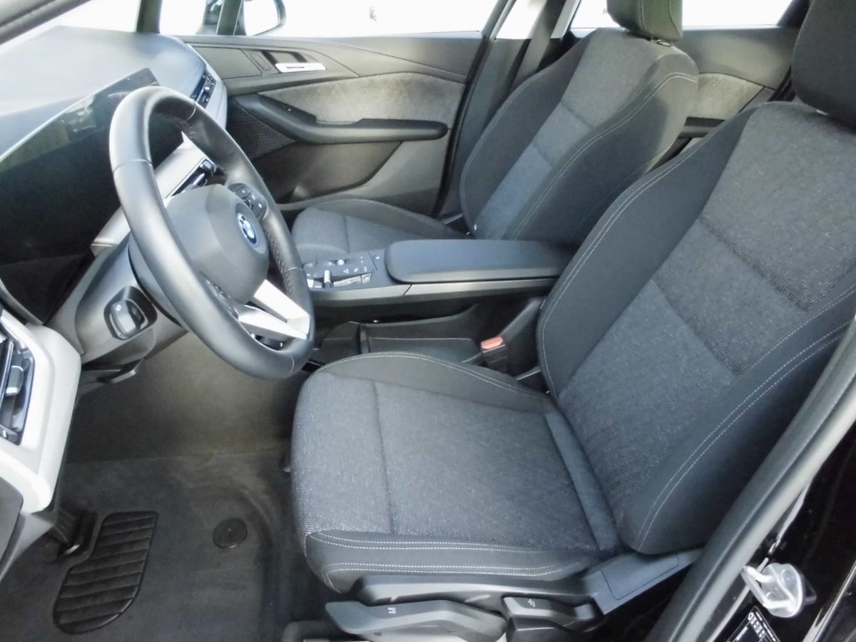 BMW 230e xDrive Active Tourer AHK Innovation DrivAs foto 7