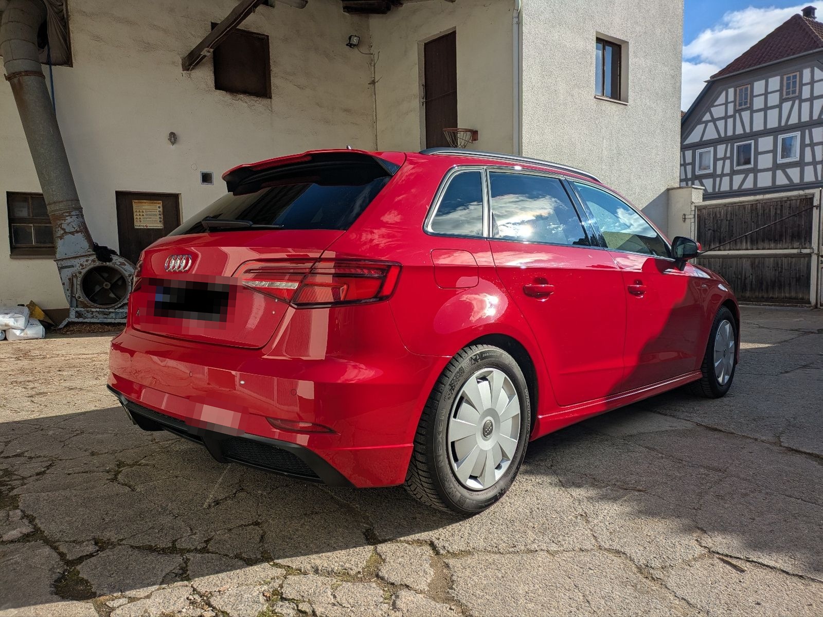 Audi A3 35 TFSI S tronic Sportback - S Line foto 4
