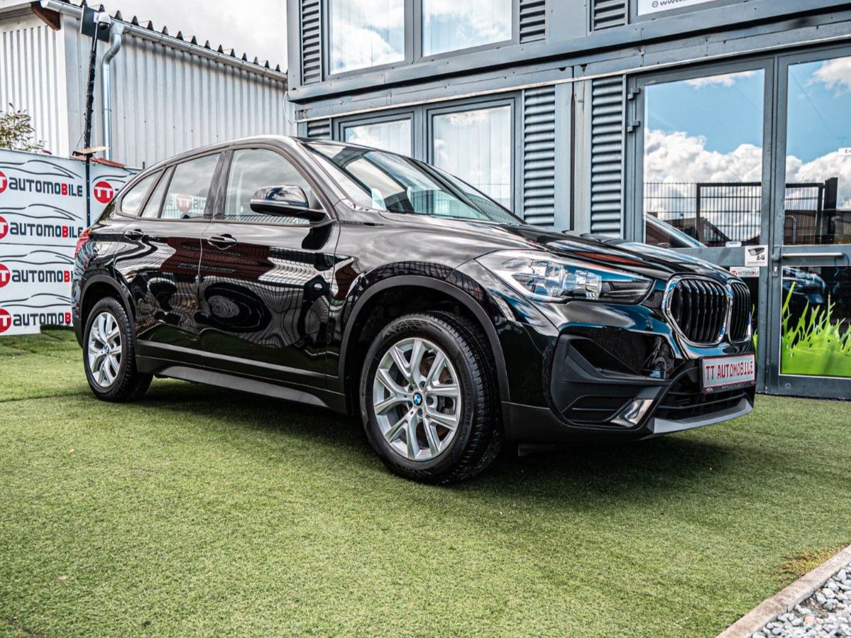 BMW X1 18i sDrive 1.HAND PANO NAVI SHZ foto 1