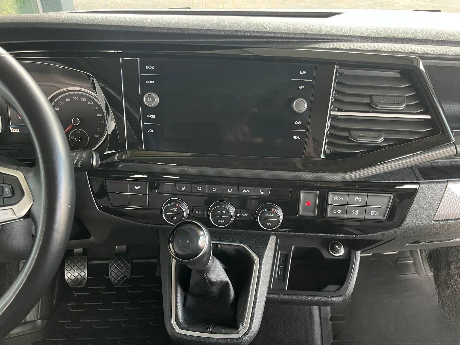 Volkswagen T6.1 Multivan Klimaauto, Navi, Einparkhilfe foto 16