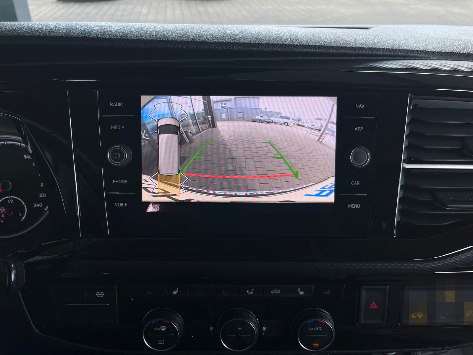 Volkswagen T6.1 Multivan Klimaauto, Navi, Einparkhilfe foto 18