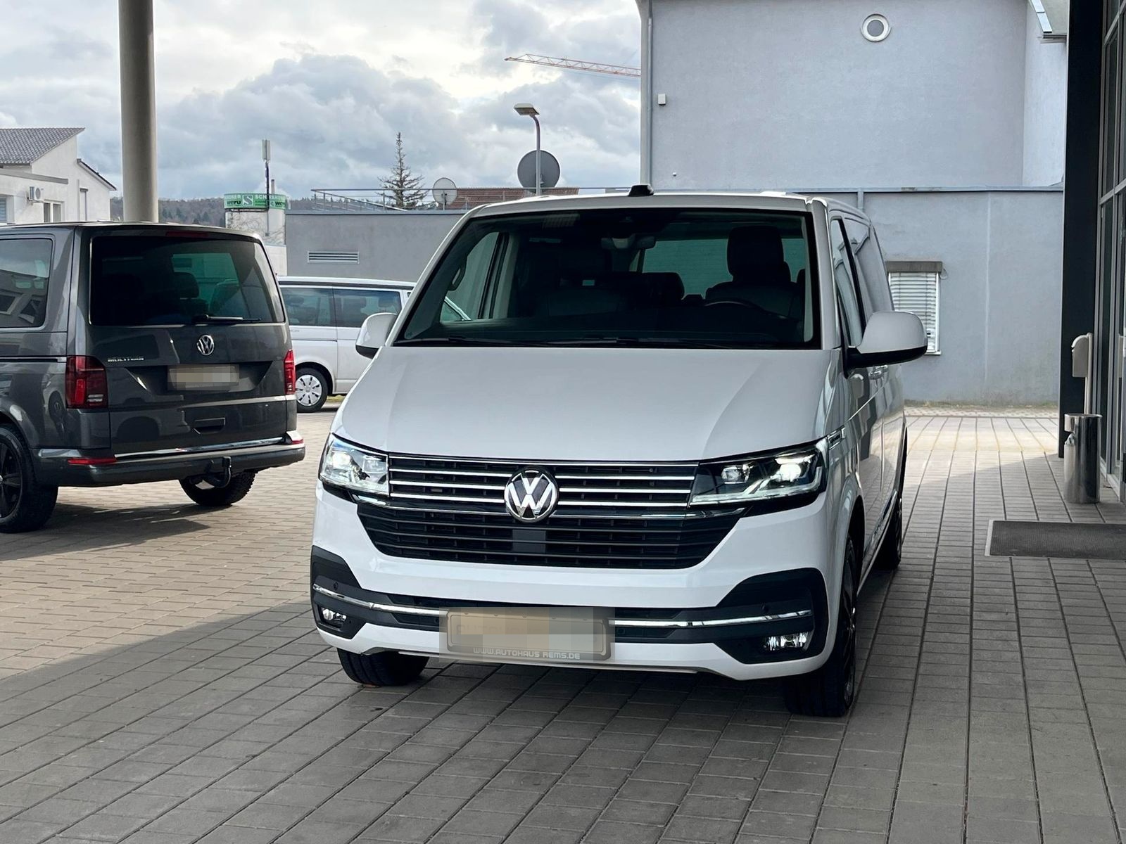 Volkswagen T6.1 Multivan Klimaauto, Navi, Einparkhilfe foto 23