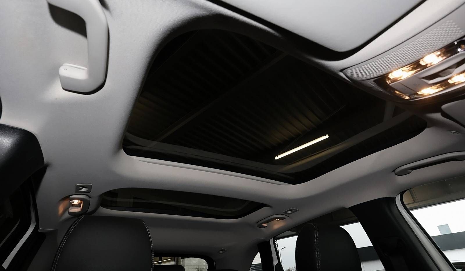 Mercedes-Benz B 250 e PANO+360°+DISTRO+TOTWINKEL+CARPLAY+17" foto 7