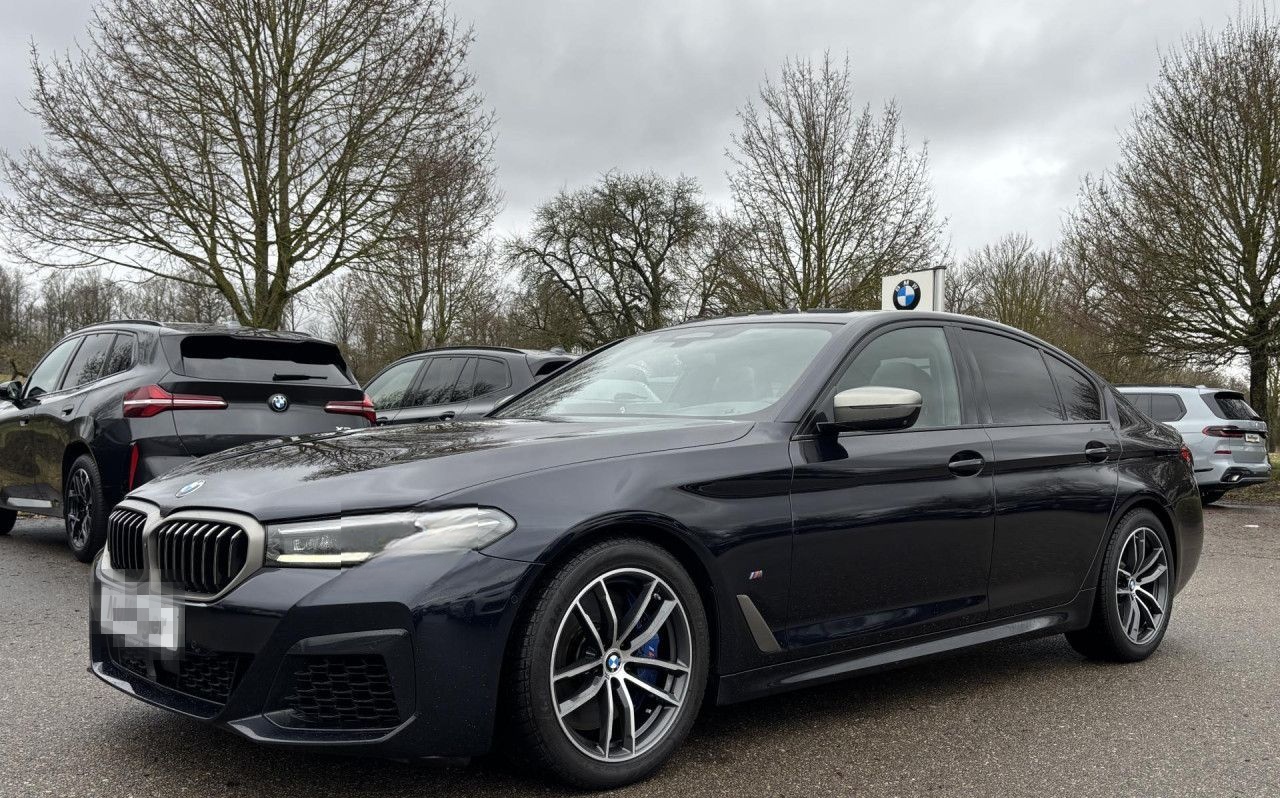 BMW M550i xDrive SurView HUD ACC Glasd.SoftCl.HK.19" foto 2