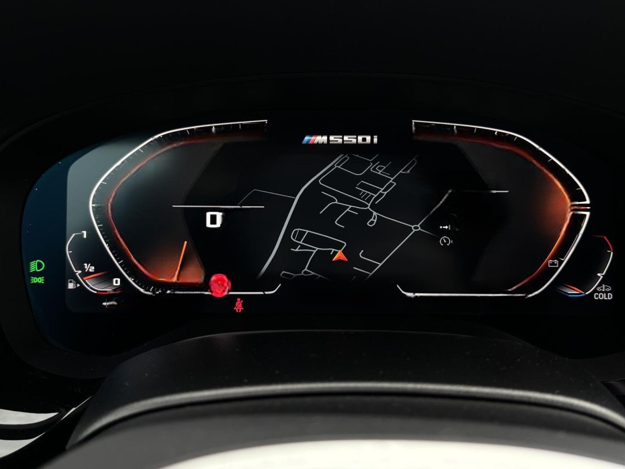 BMW M550i xDrive SurView HUD ACC Glasd.SoftCl.HK.19" foto 12