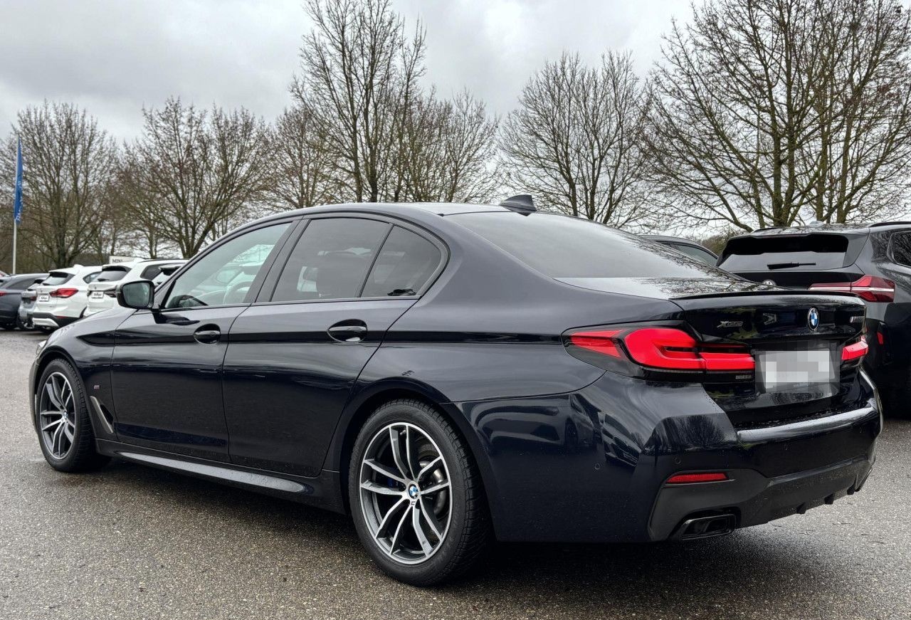 BMW M550i xDrive SurView HUD ACC Glasd.SoftCl.HK.19" foto 5