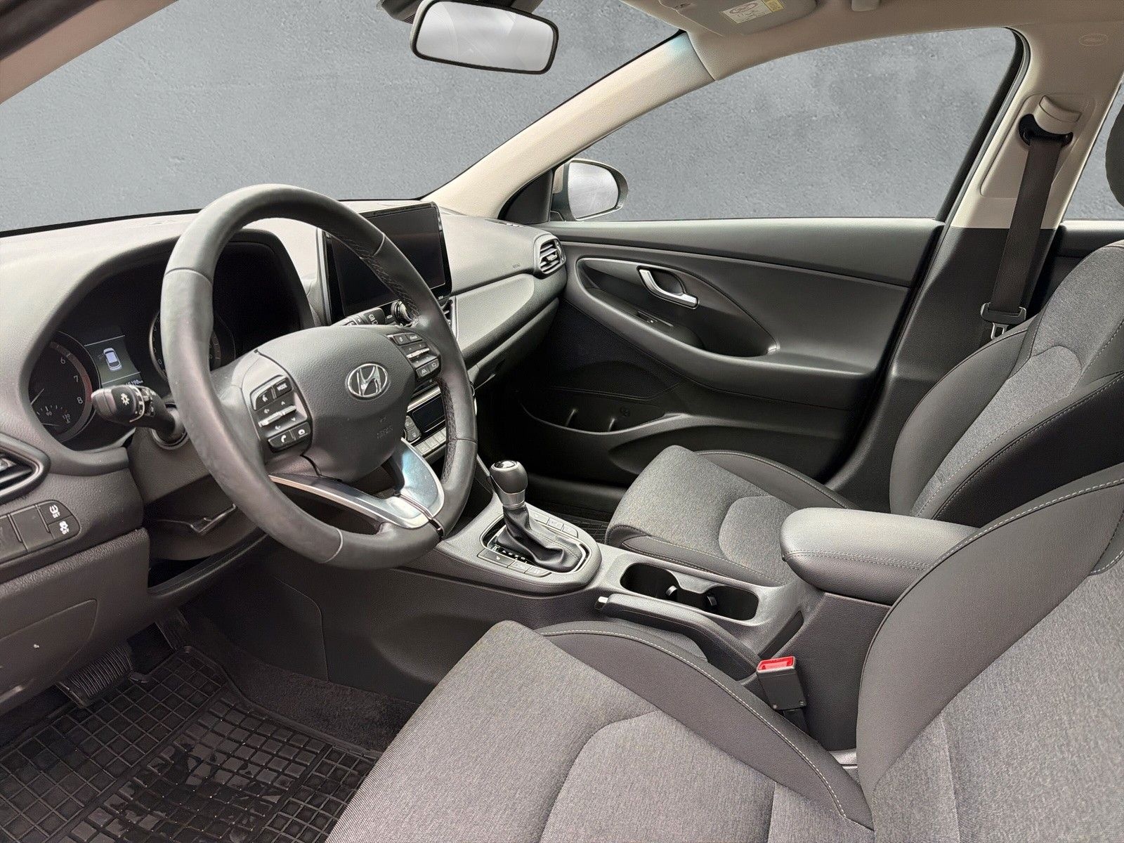 Hyundai i30 1,0 T-GDi DCT Trend NAVI*SHZ*RFK*KLIMAAUTO foto 11