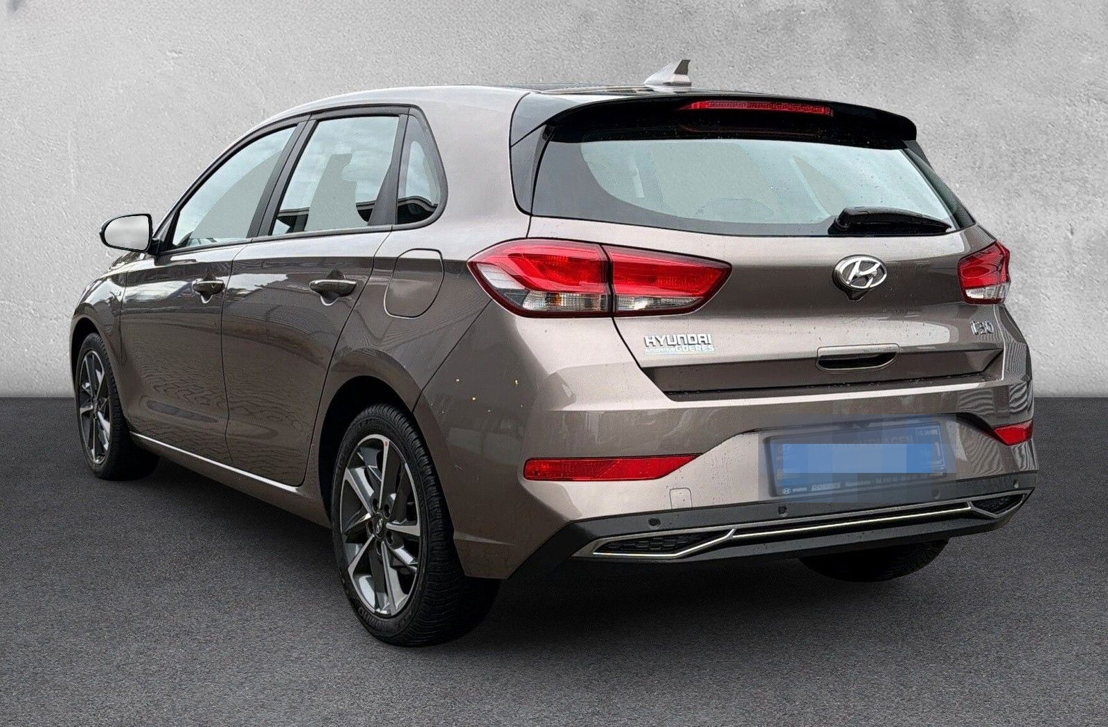 Hyundai i30 1,0 T-GDi DCT Trend NAVI*SHZ*RFK*KLIMAAUTO foto 3