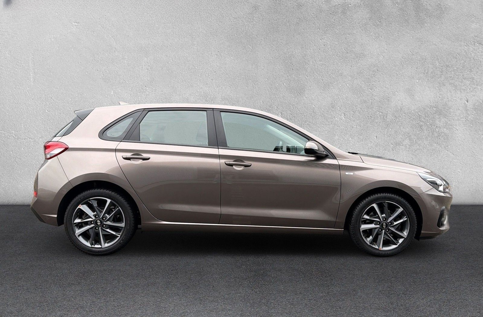 Hyundai i30 1,0 T-GDi DCT Trend NAVI*SHZ*RFK*KLIMAAUTO foto 6