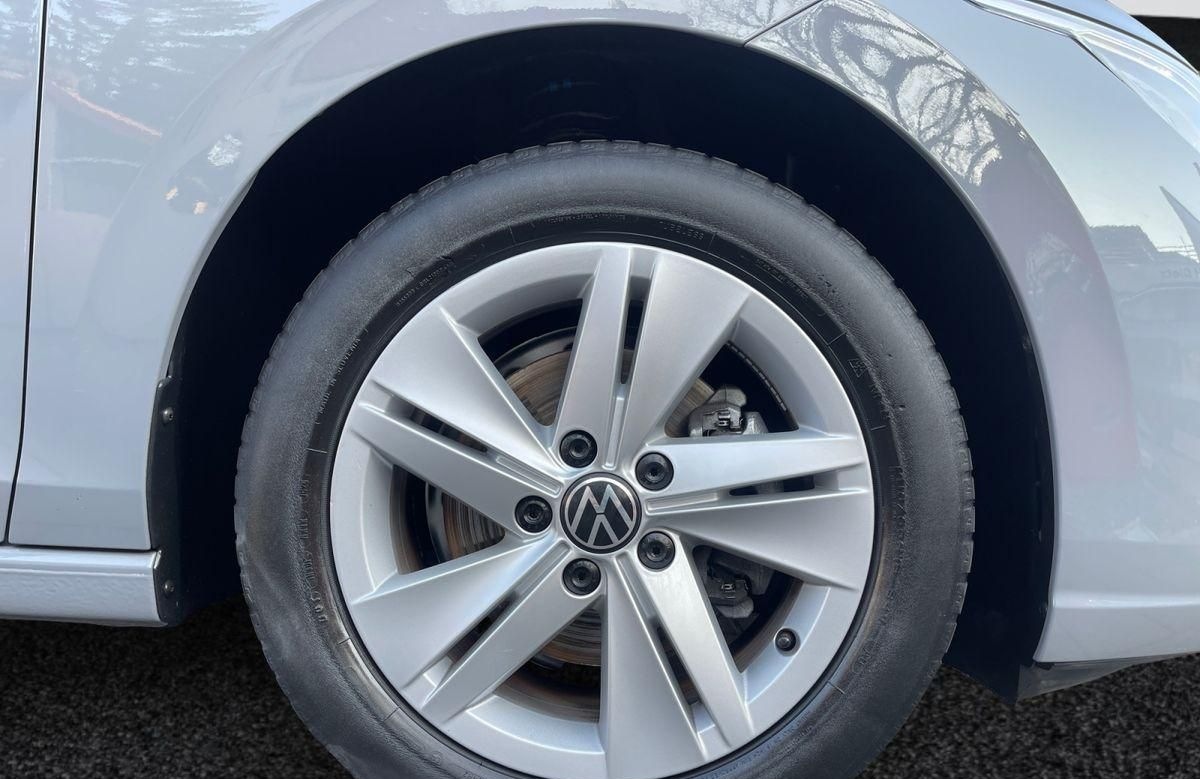 Volkswagen Golf 1.0 eTSI Life - AppLink*Navi*ACC*LED*Kamera foto 14