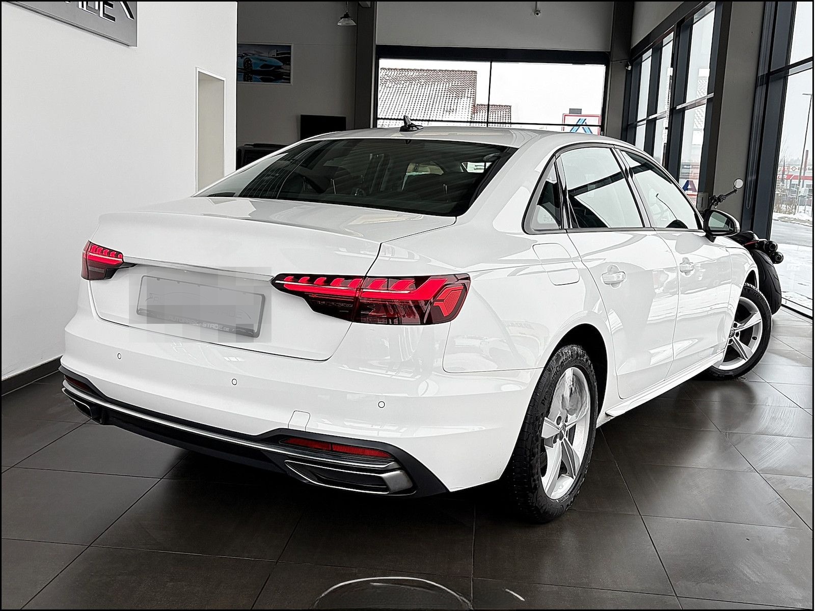 Audi A4 30 TDI Limo Aut. LED Matrix Assist. AHK foto 3