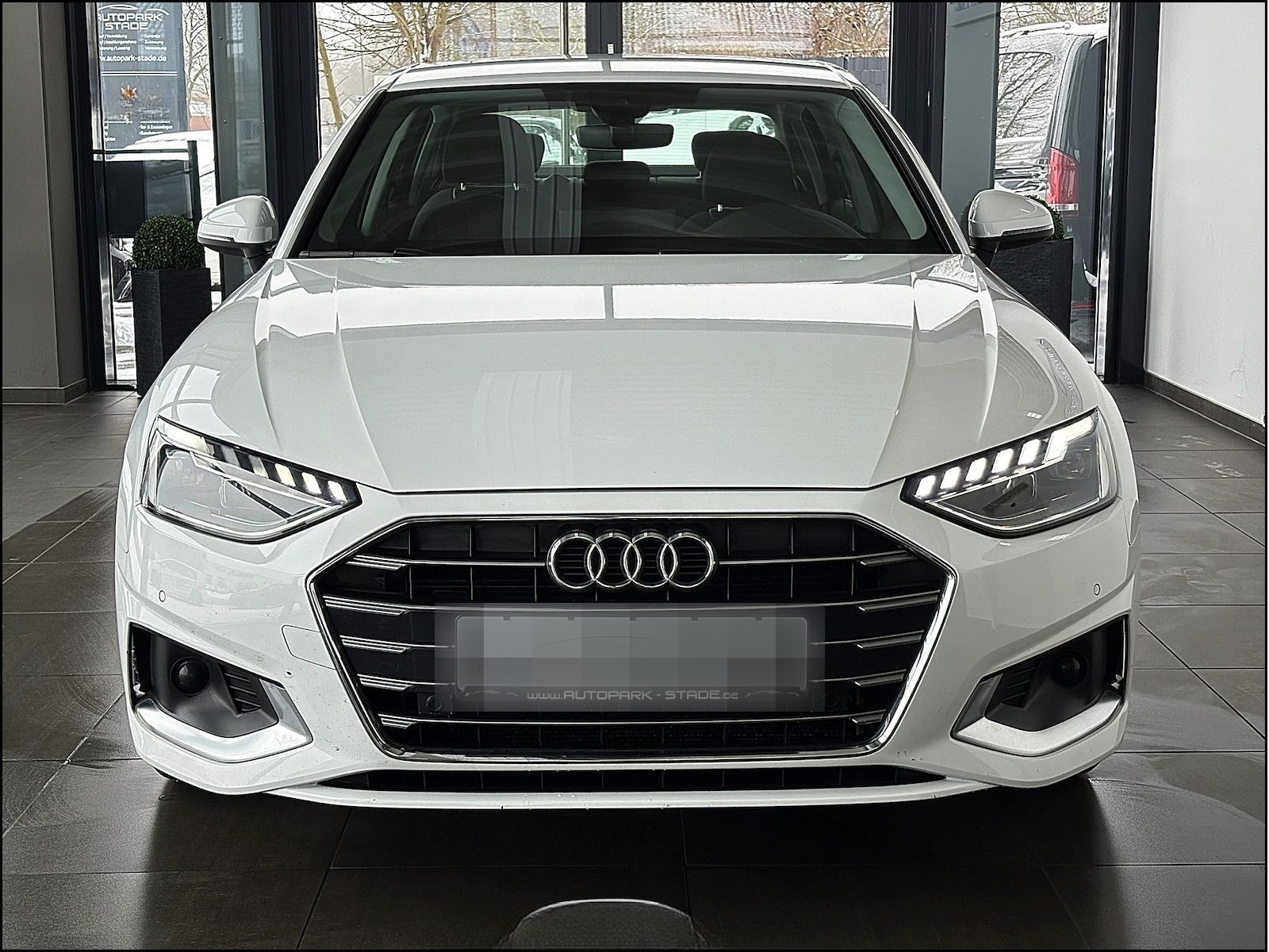 Audi A4 30 TDI Limo Aut. LED Matrix Assist. AHK foto 4