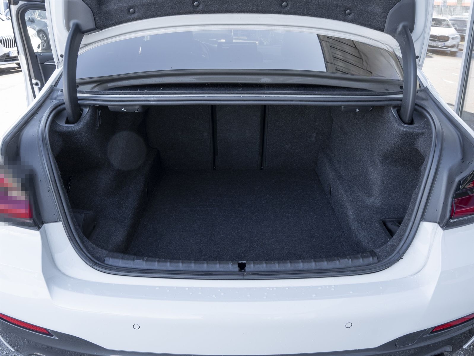 BMW 520d xDrive Limo M-Sport KAMERA HiFi adapLED foto 11