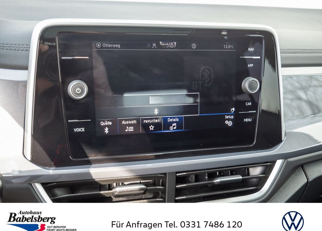 Volkswagen T-Roc 1.5TSI DSG STYLE LED NAVI AHK PANORAMA foto 12