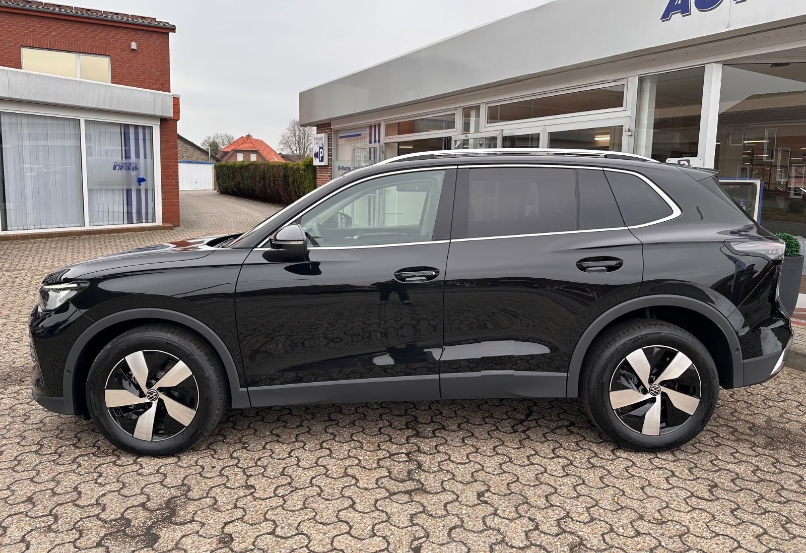 Volkswagen Tiguan 2.0 TDI Elegance DSG AHK/Matrix/ACC/Navi foto 4