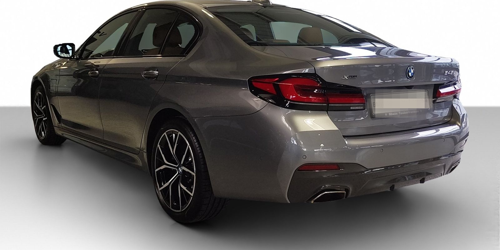 BMW 545e xDrive Lim. M Sportpaket NaviProf*Harman foto 4
