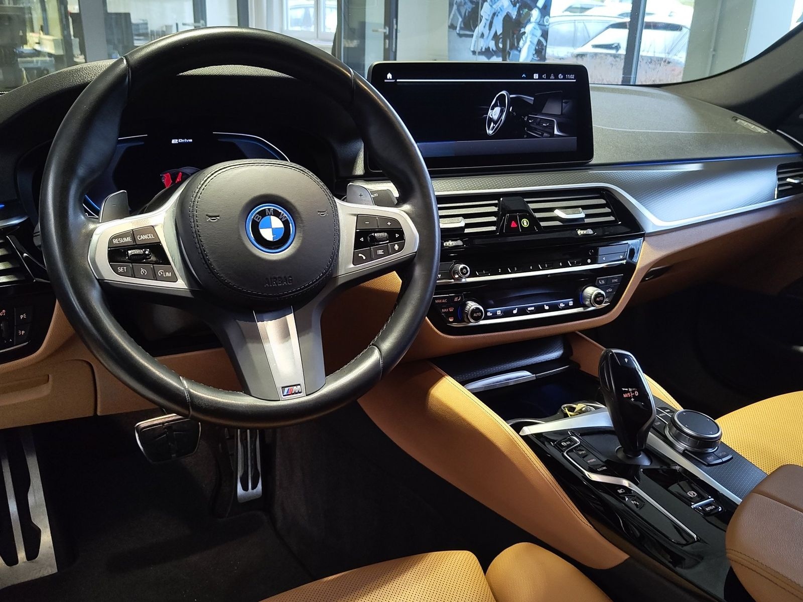 BMW 545e xDrive Lim. M Sportpaket NaviProf*Harman foto 7