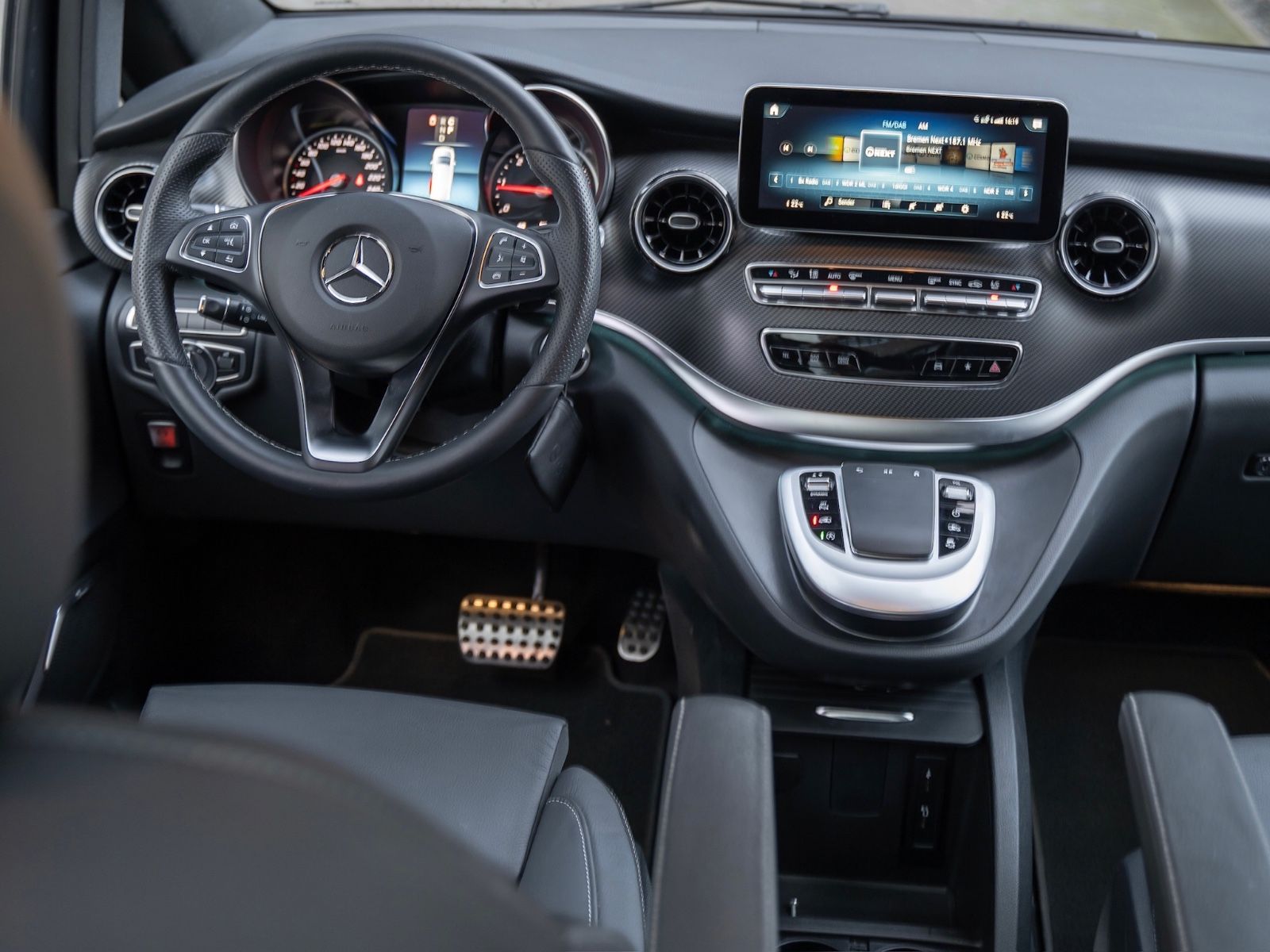 Mercedes-Benz V 300d EDITION 4M L/AMG/PANO/AHK/KAM/BURMESTER foto 15