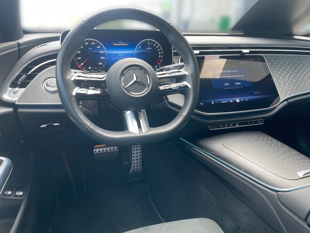Mercedes-Benz E 300 e T AMG-ADV*AHK*KAMERA*FAP*WINTER-PA*DISTR foto 10