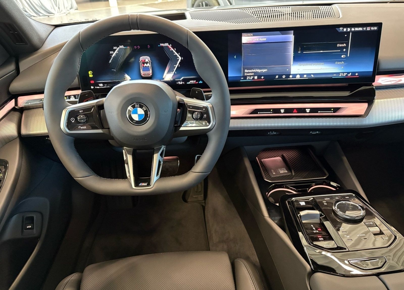 BMW 520d xDrive M SportPro Pano Ahk 360° DA Prof foto 5