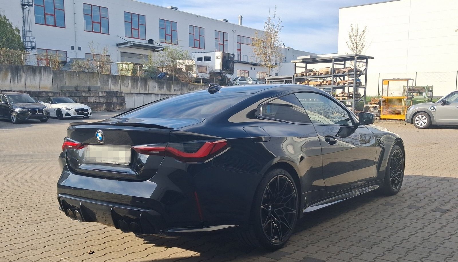 BMW M4 Comp Coupé M Sport HarKar PDC Klima GlasDach foto 6