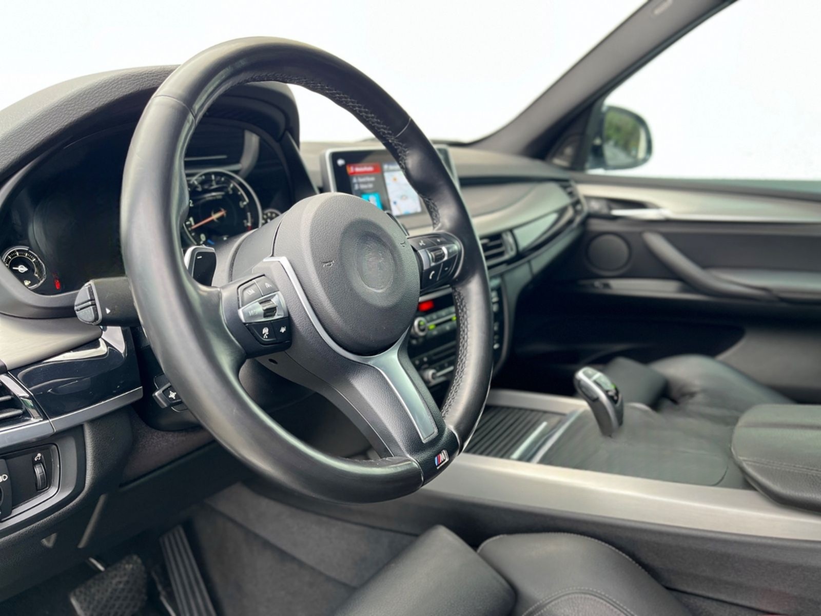 BMW X5 xDrive50i - 1. Hand - M-Paket HUD h/k ACC AHK foto 13