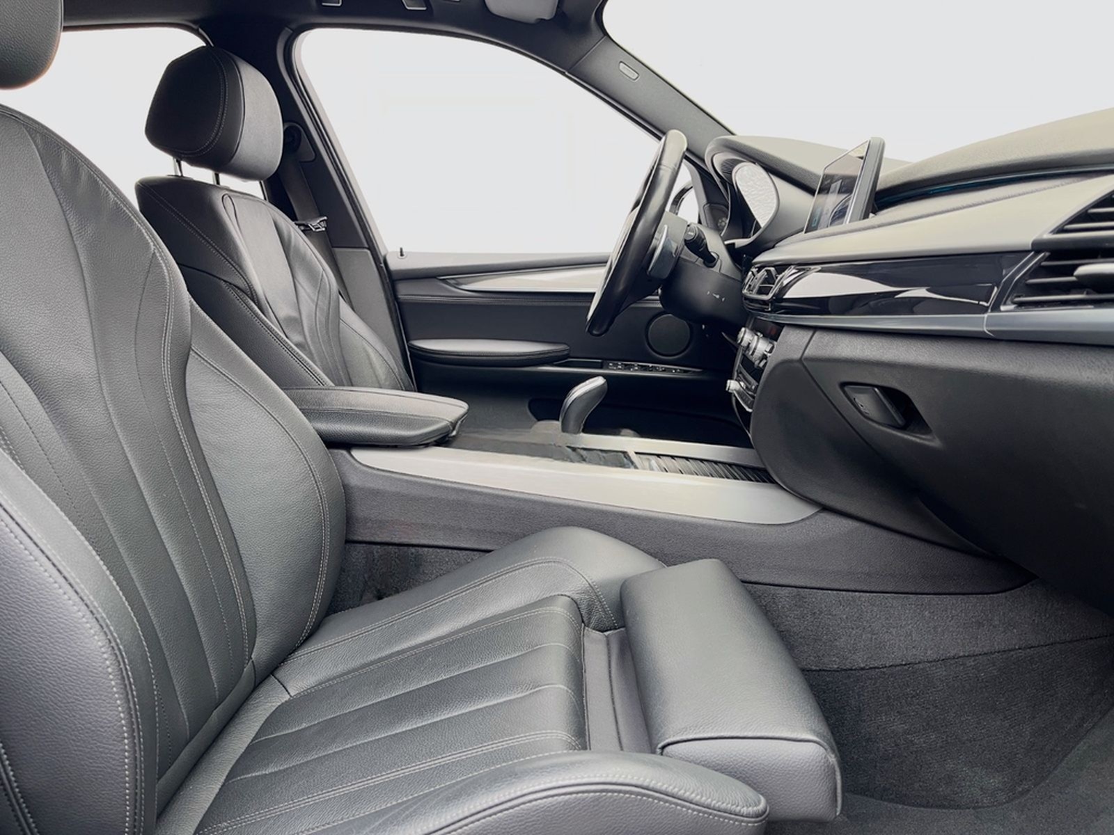 BMW X5 xDrive50i - 1. Hand - M-Paket HUD h/k ACC AHK foto 18