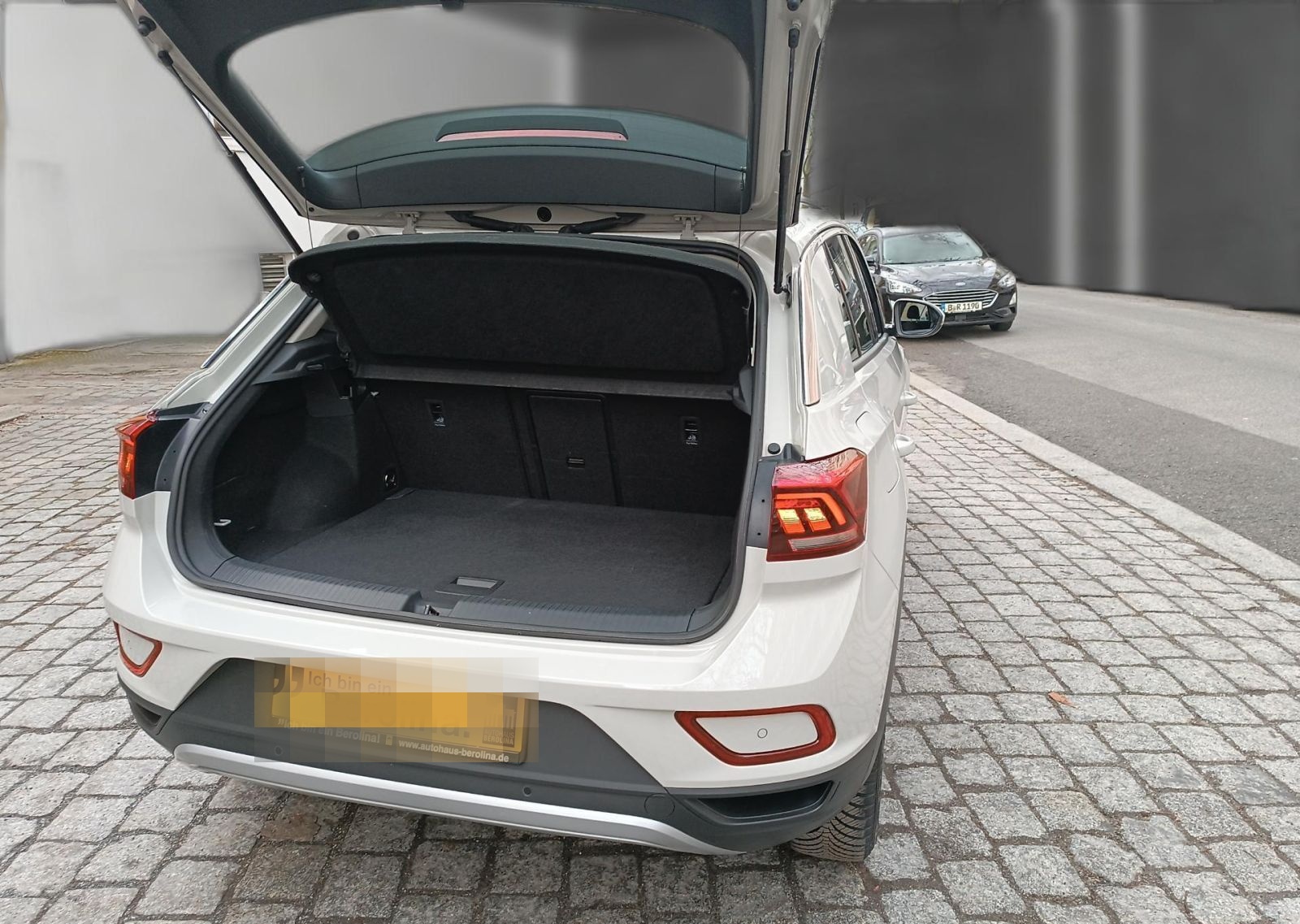 Volkswagen T-Roc 1.5 TSI Life DSG *NAV*SHZ*LED*App-Connect* foto 18