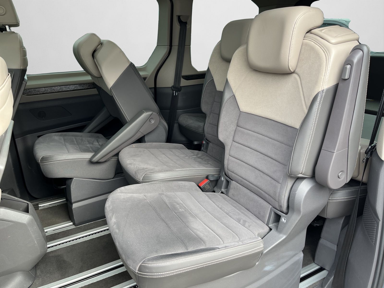 Volkswagen T7 Multivan Energetic 1,4 TSI eHybrid 6-Gang-DSG foto 14