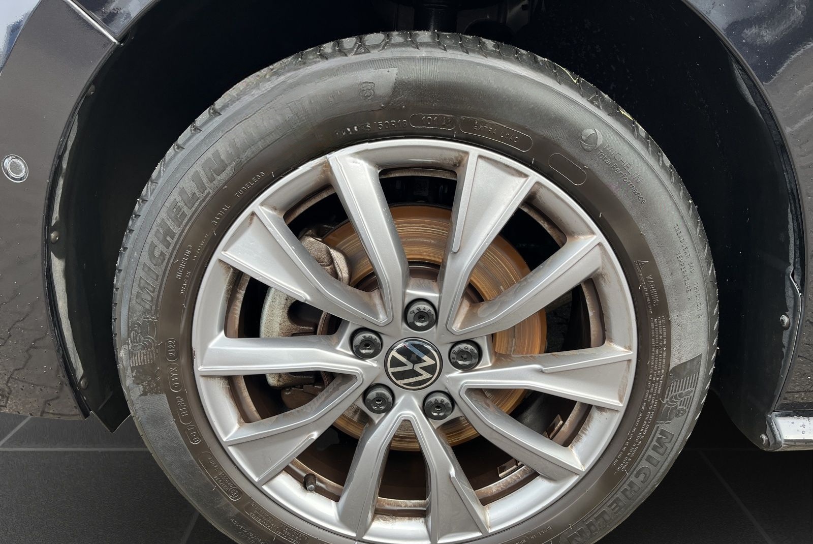 Volkswagen T7 Multivan Energetic 1,4 TSI eHybrid 6-Gang-DSG foto 8