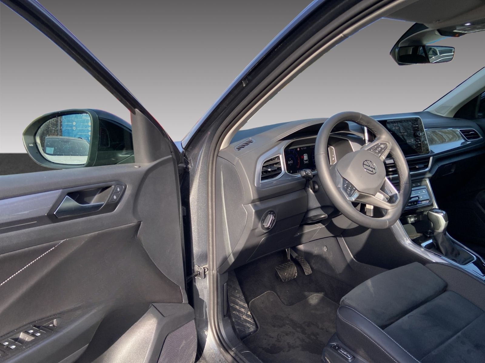 Volkswagen T-Roc Style 1.5TSI DSG Style *AHK*PANO*KAMERA* foto 8