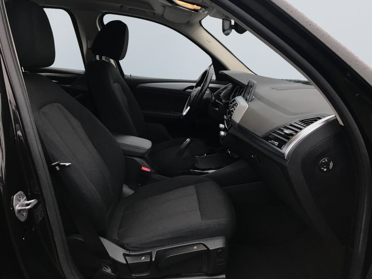 BMW X3 xDrive 30d Advantage *adap Fahrw*AHK*HiFi*SHZ foto 21
