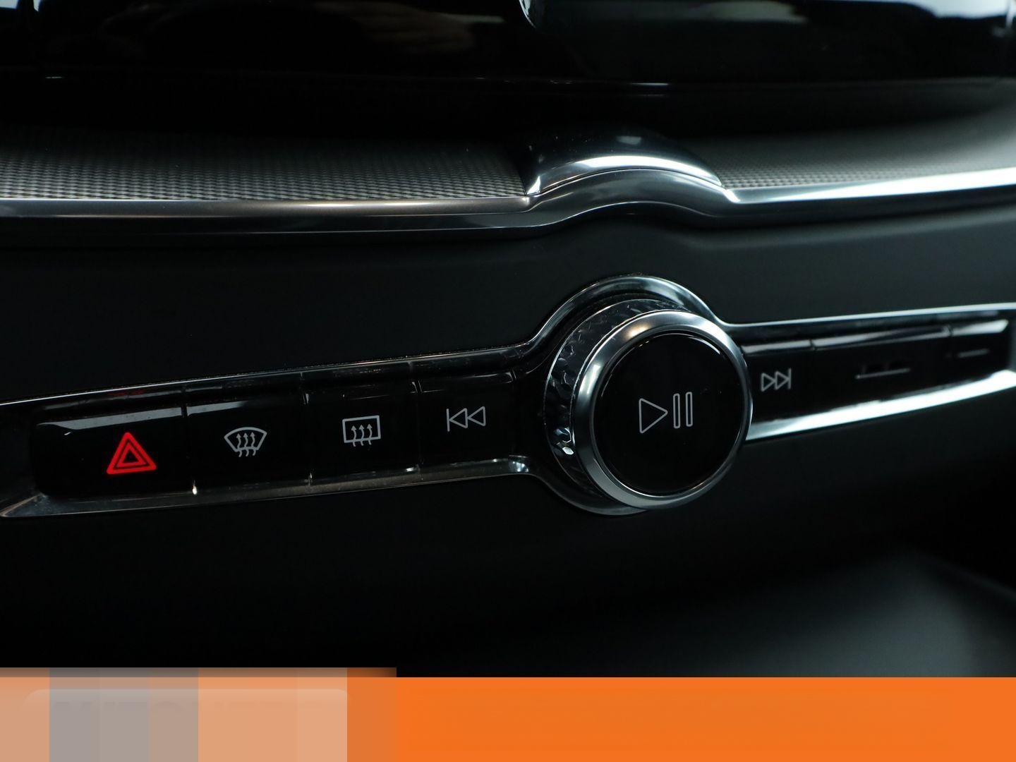 Volvo XC60 2.0 B4 R Design 2WD Aut.*ACC*HARMAN/KARDON* foto 24