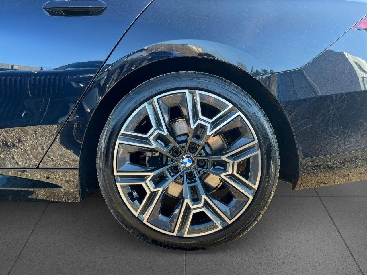 BMW 520dA xDr M SPORT Pano,AHK,StHzg,20",KomSi,360° foto 20