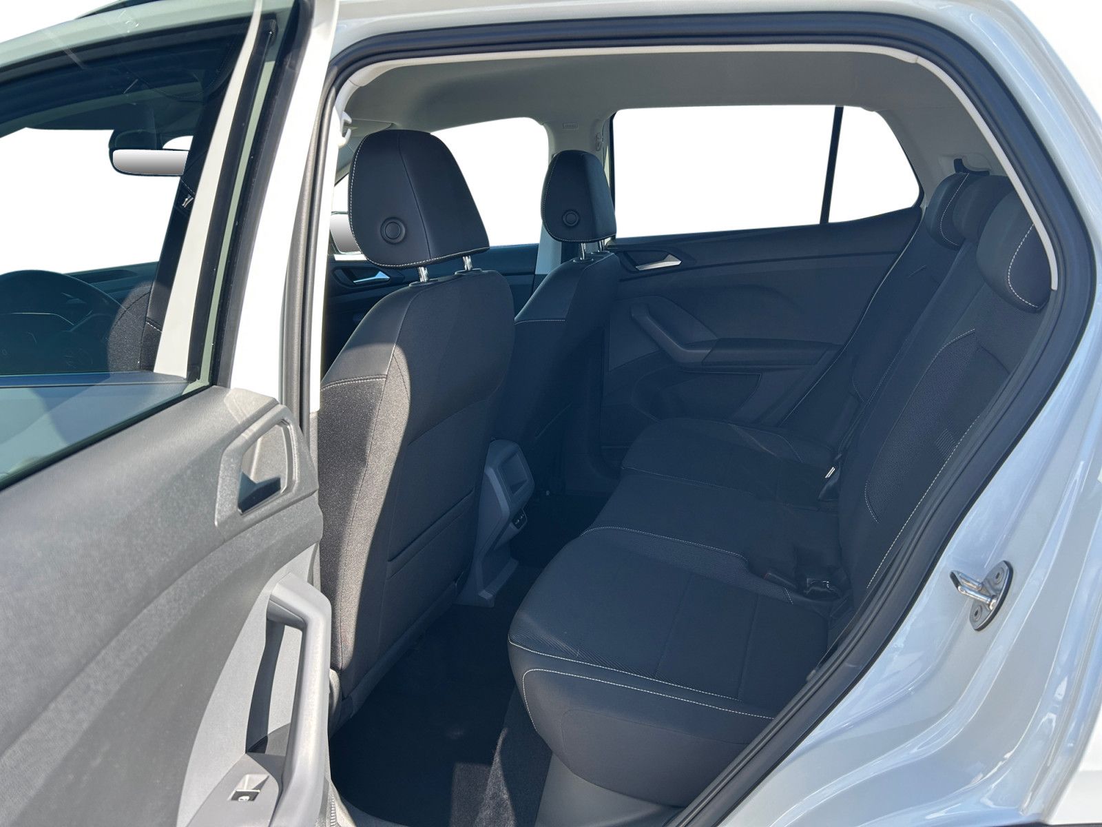 Volkswagen T-Cross 1.0 TSI Style Navi AHK Sitzhzg Einparkh foto 11