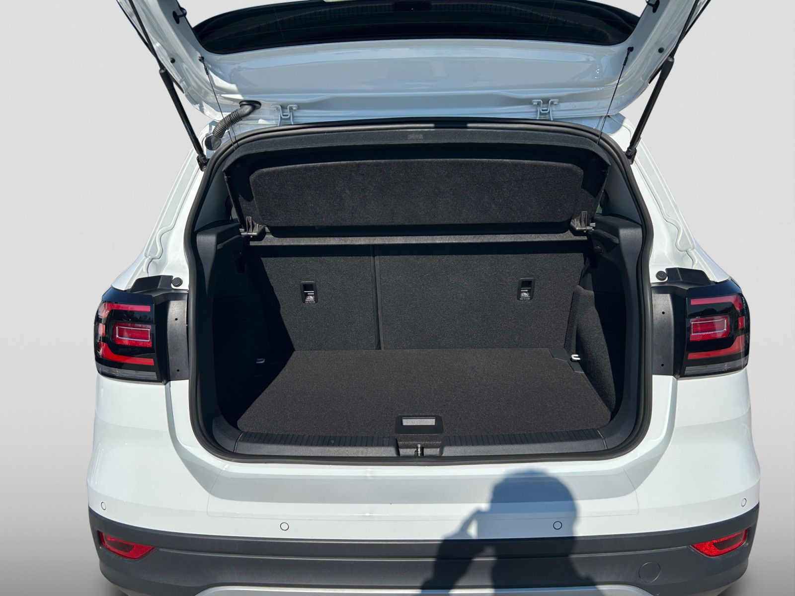 Volkswagen T-Cross 1.0 TSI Style Navi AHK Sitzhzg Einparkh foto 12