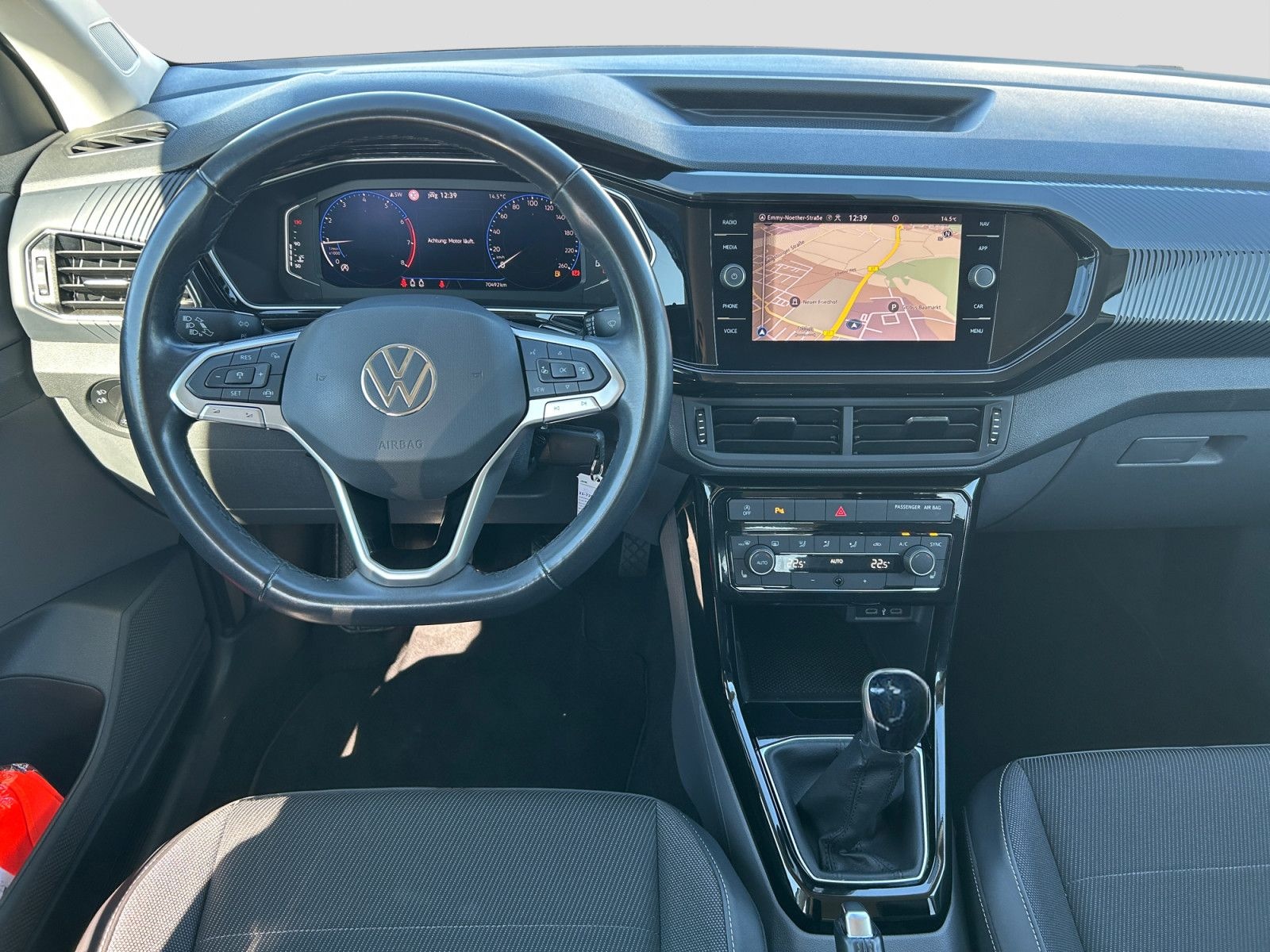 Volkswagen T-Cross 1.0 TSI Style Navi AHK Sitzhzg Einparkh foto 6